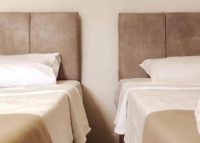 Apartman Modern For 6 People In Center