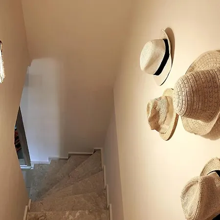 Modern For 6 People In Center Апартаменты Фетхие