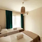 Διαμέρισμα Modern For 6 People In Center *
